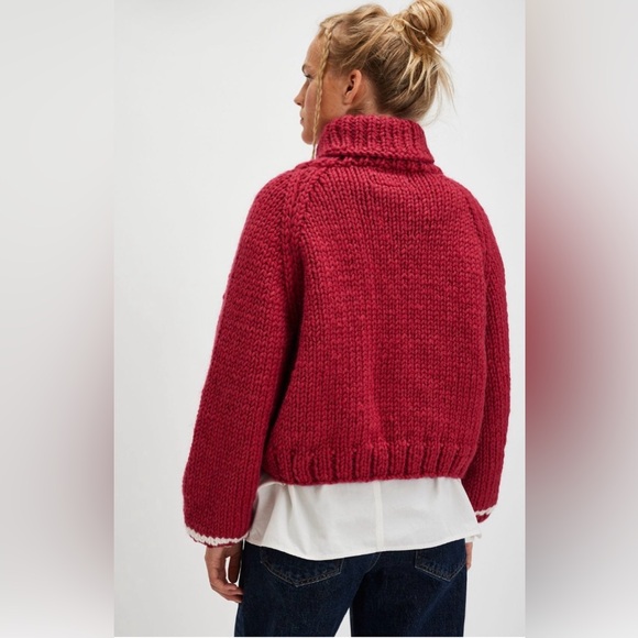 Gogo Oui Sku Pullover Sweater One Size NWT - Picture 3 of 17